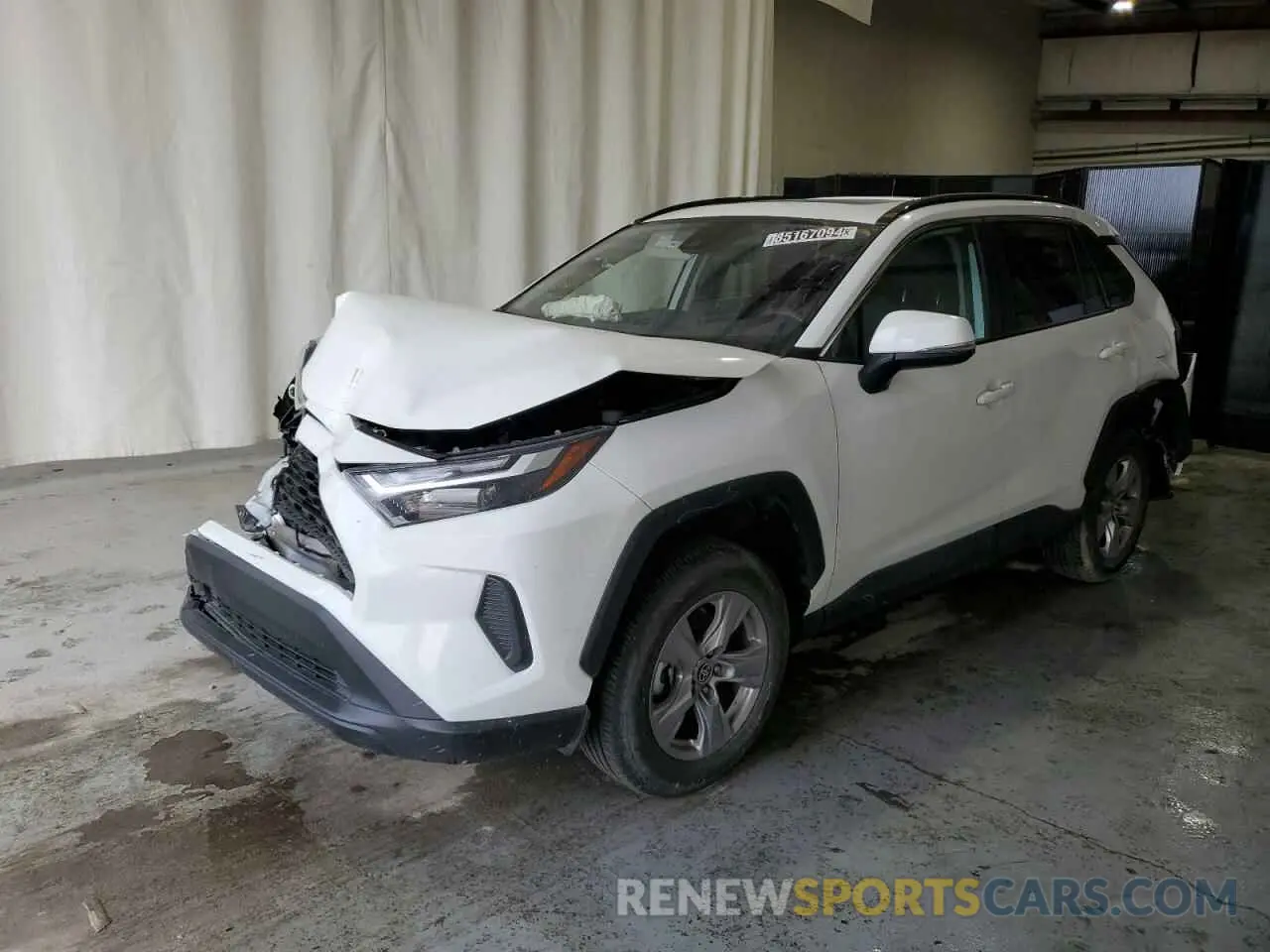 1 Фотография поврежденного автомобиля 2T3W1RFV3RC279615 TOYOTA RAV4 2024