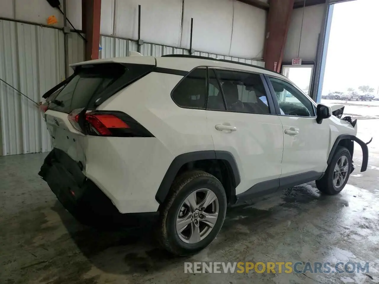 3 Фотография поврежденного автомобиля 2T3W1RFV3RC279615 TOYOTA RAV4 2024