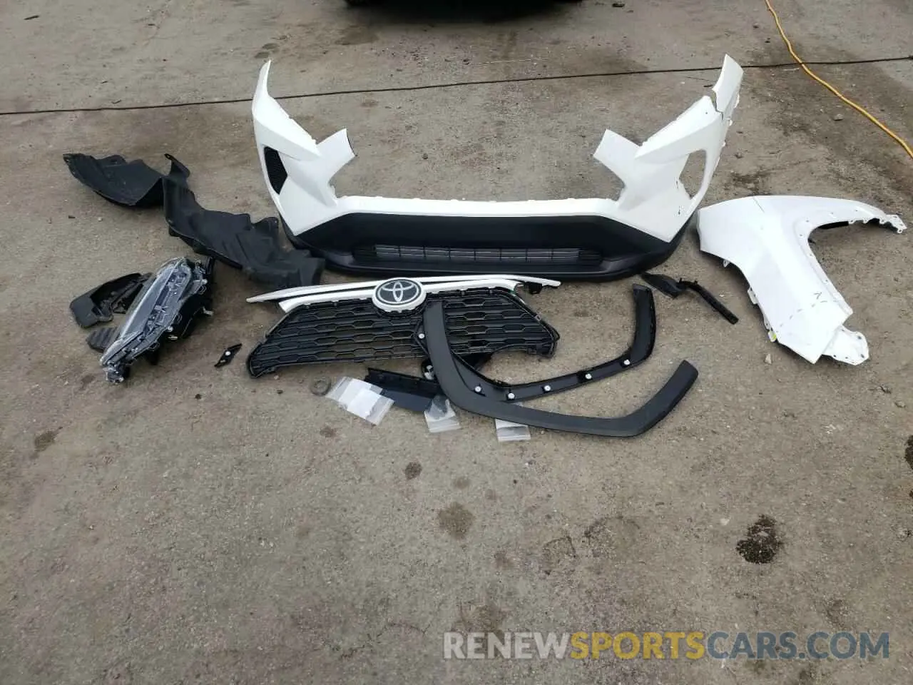 13 Photograph of a damaged car 2T3W1RFV3RC303184 TOYOTA RAV4 2024