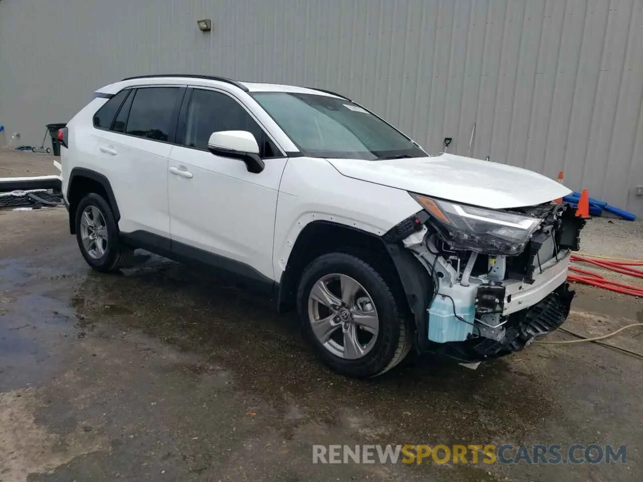 4 Photograph of a damaged car 2T3W1RFV3RC303184 TOYOTA RAV4 2024