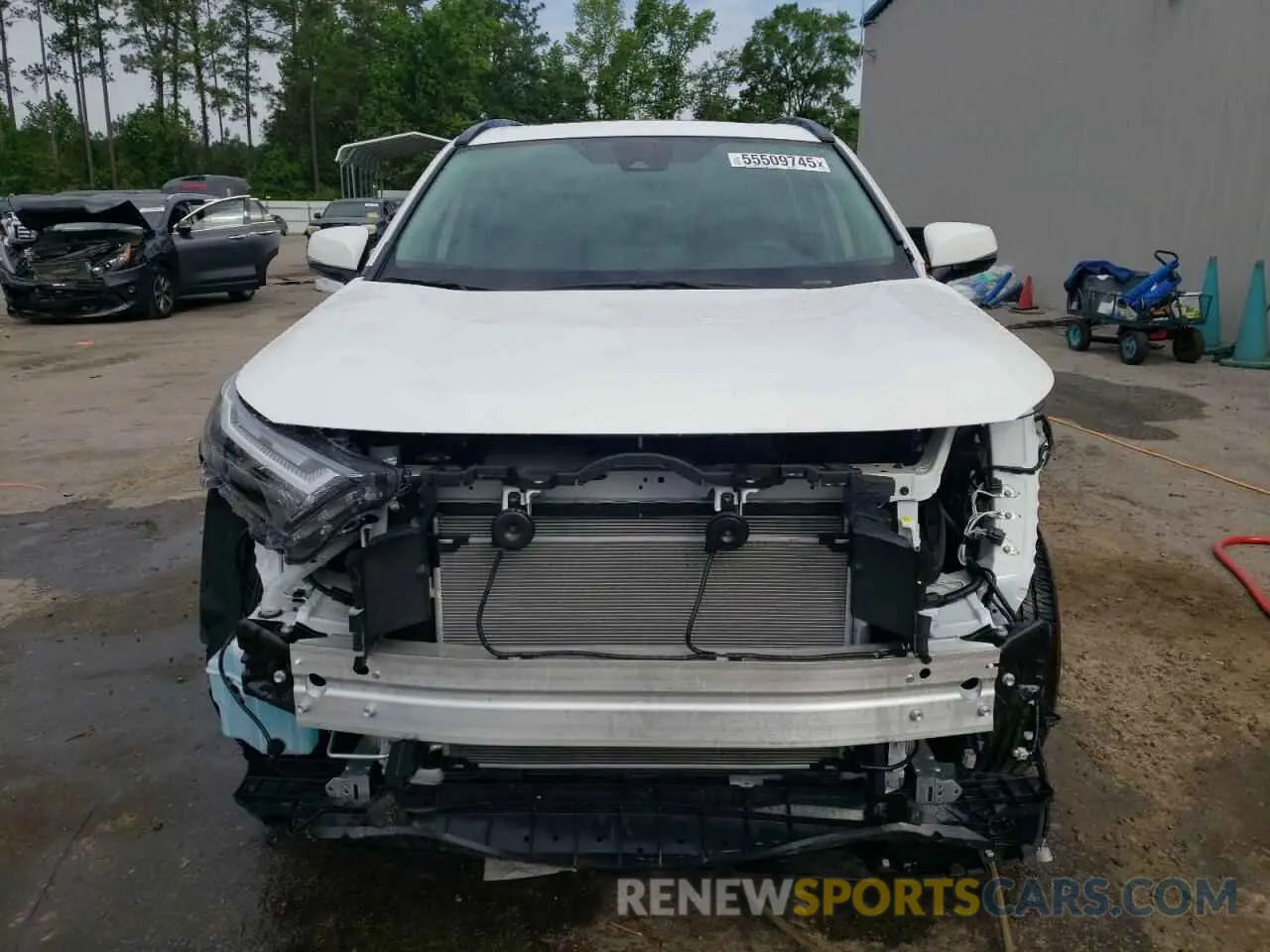 5 Photograph of a damaged car 2T3W1RFV3RC303184 TOYOTA RAV4 2024