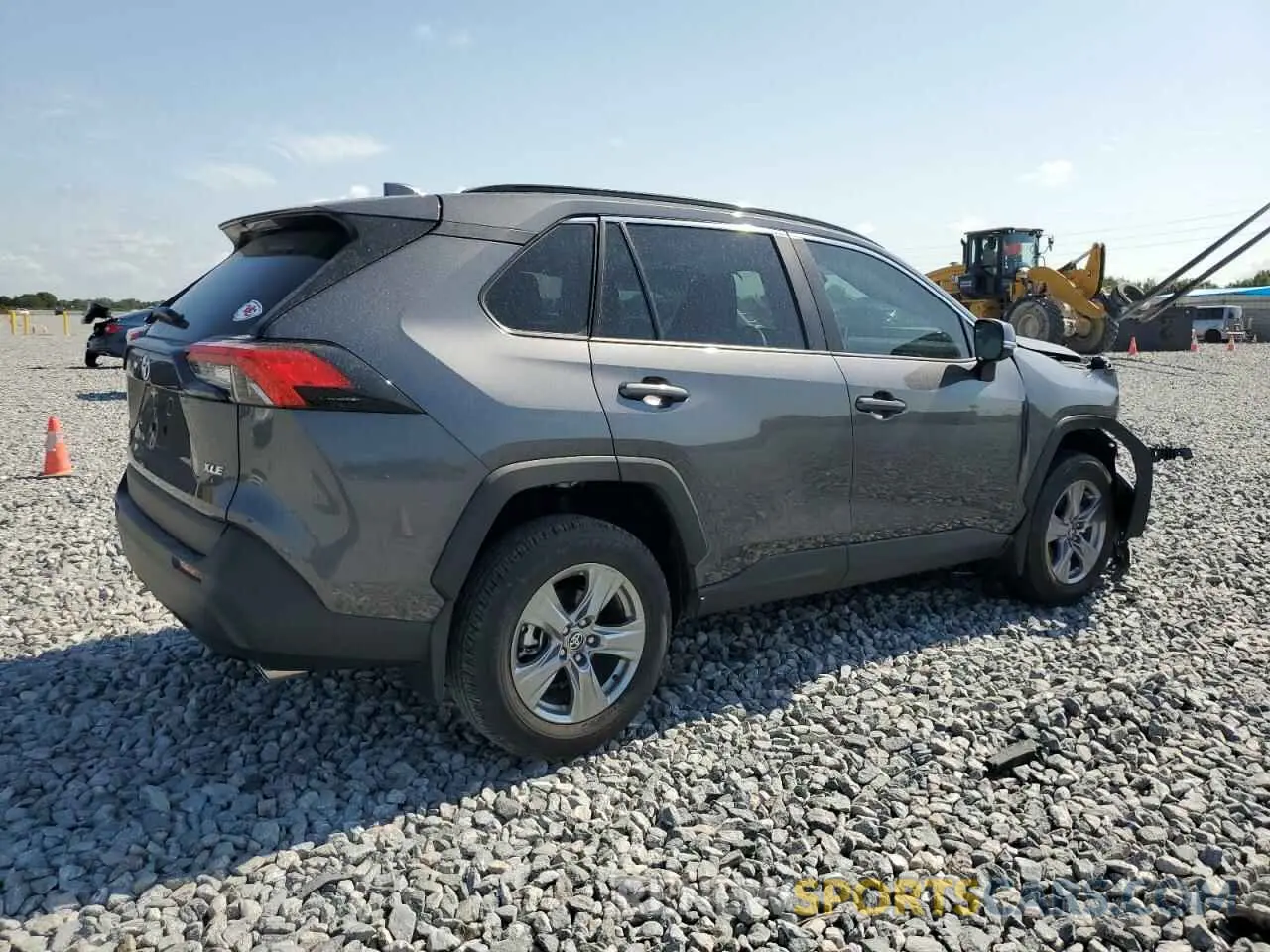 3 Photograph of a damaged car 2T3W1RFV3RC303363 TOYOTA RAV4 2024