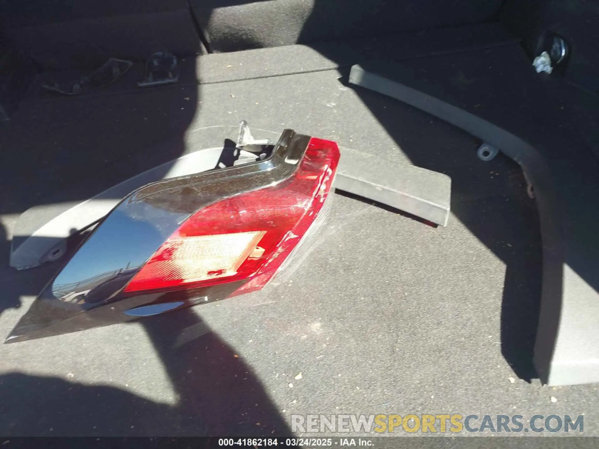 12 Photograph of a damaged car 2T3W1RFV3RW308075 TOYOTA RAV4 2024