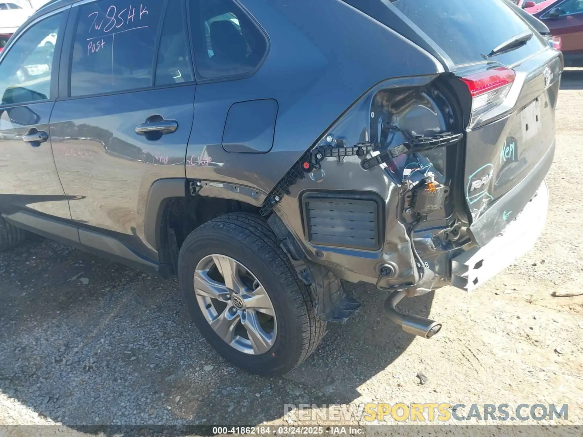 18 Photograph of a damaged car 2T3W1RFV3RW308075 TOYOTA RAV4 2024