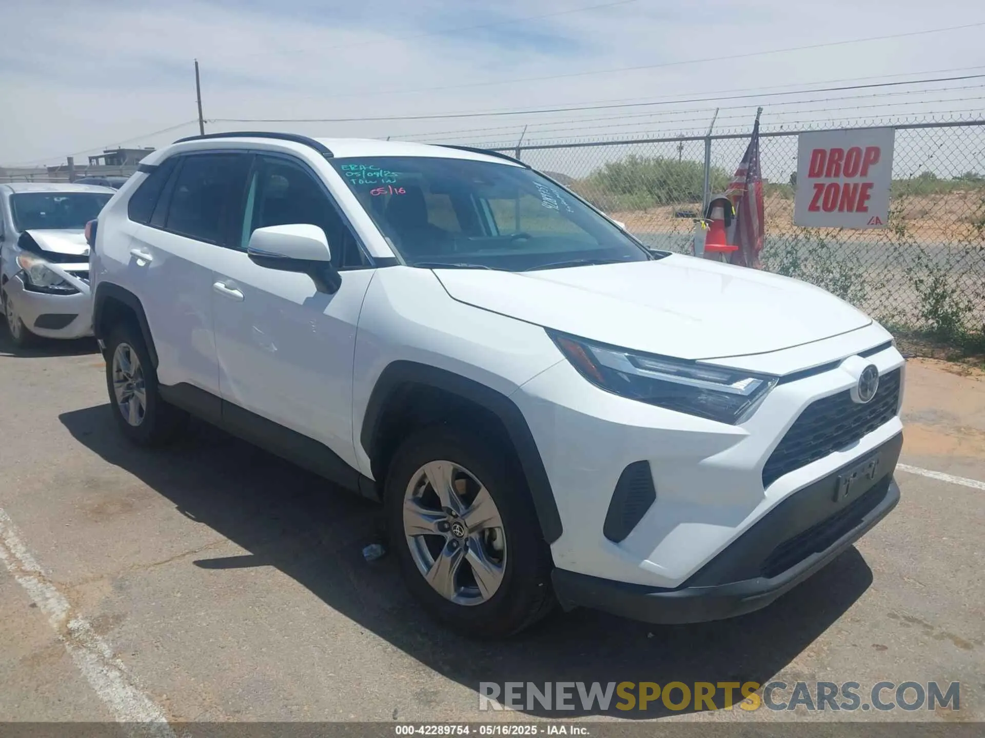 1 Photograph of a damaged car 2T3W1RFV3RW324308 TOYOTA RAV4 2024