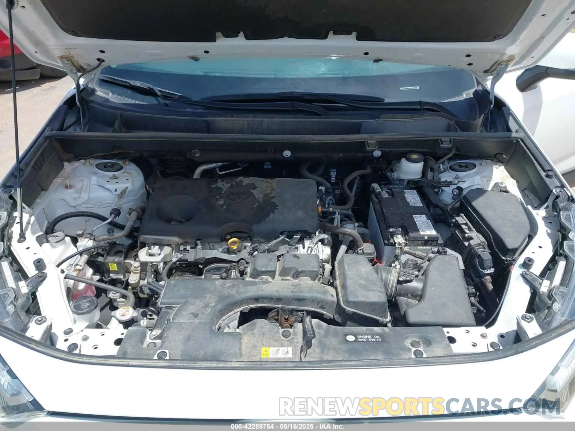 10 Photograph of a damaged car 2T3W1RFV3RW324308 TOYOTA RAV4 2024