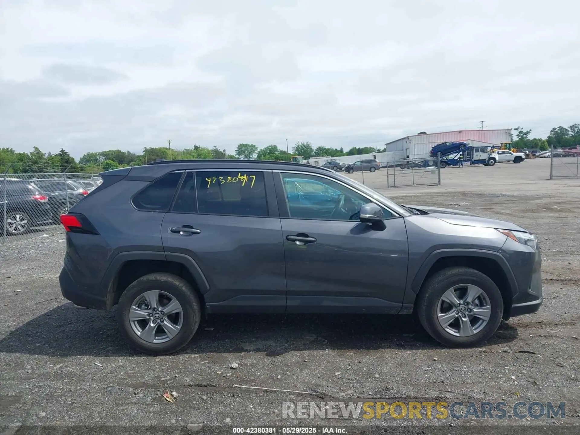 13 Фотография поврежденного автомобиля 2T3W1RFV3RW334434 TOYOTA RAV4 2024