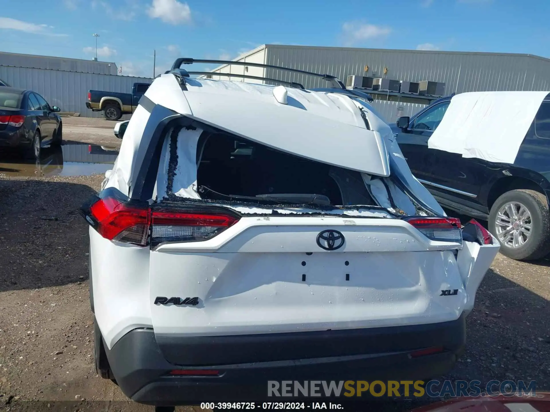 6 Photograph of a damaged car 2T3W1RFV3RW341724 TOYOTA RAV4 2024