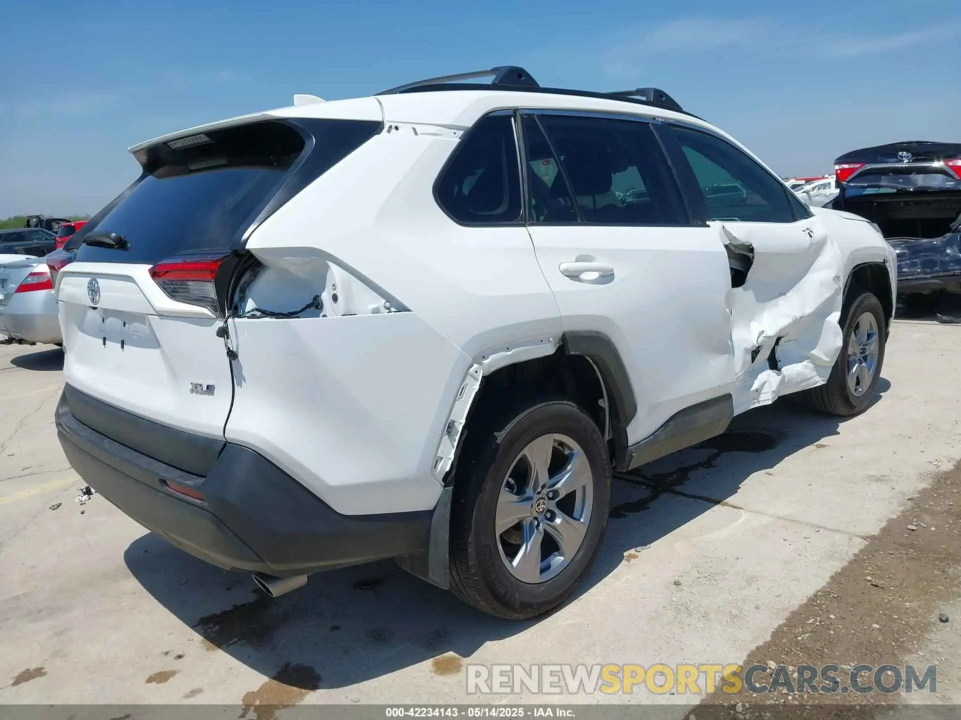 4 Фотография поврежденного автомобиля 2T3W1RFV4RW312779 TOYOTA RAV4 2024