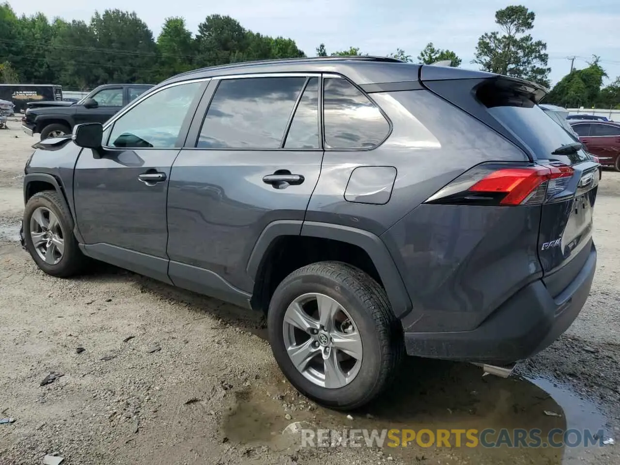 2 Фотография поврежденного автомобиля 2T3W1RFV4RW334359 TOYOTA RAV4 2024