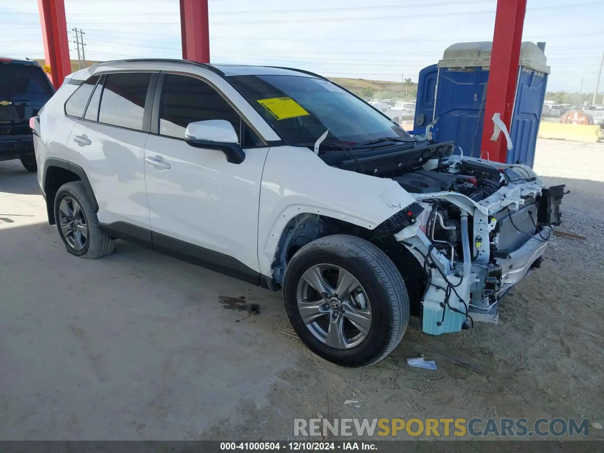 1 Photograph of a damaged car 2T3W1RFV5RC286212 TOYOTA RAV4 2024