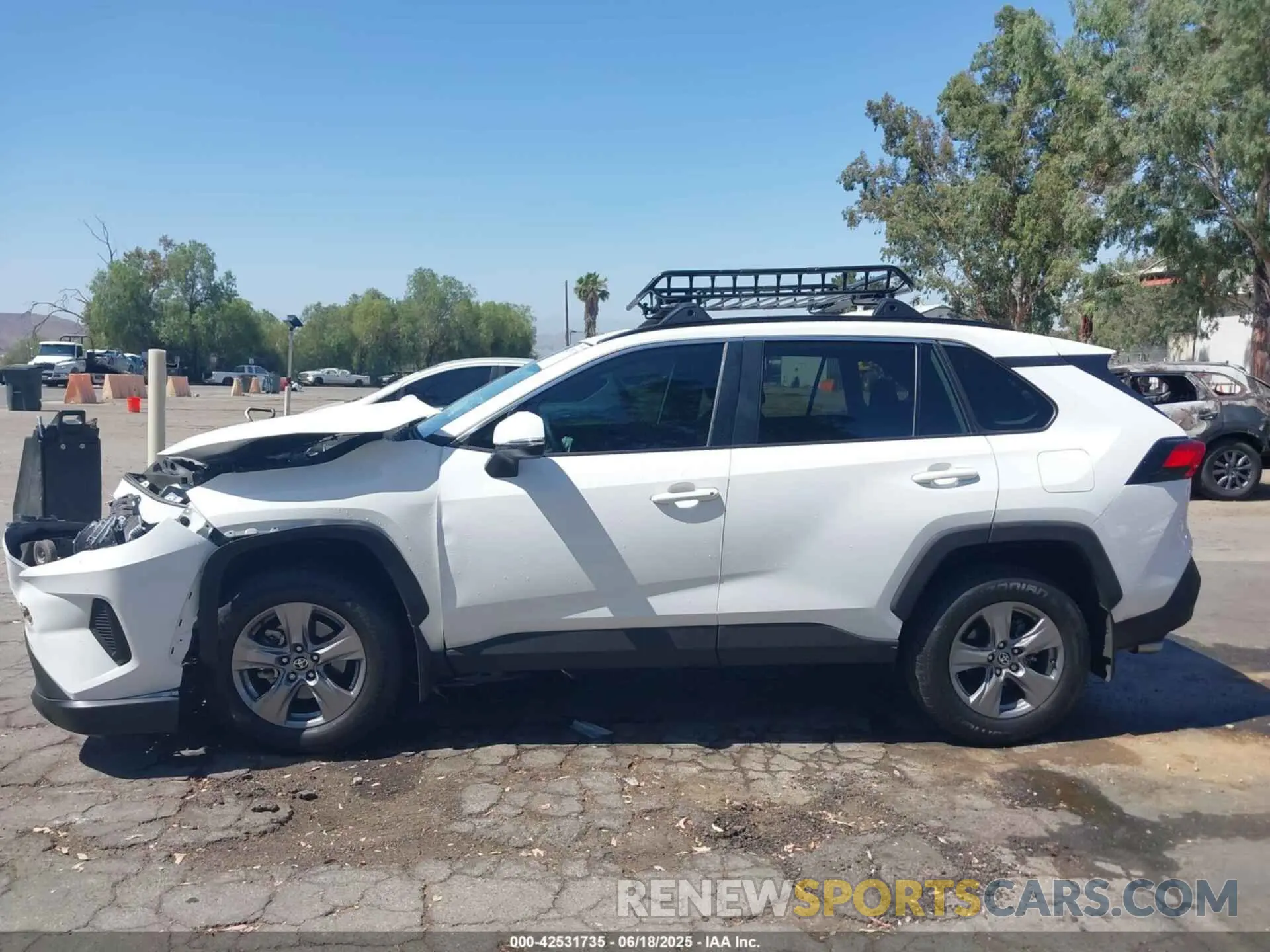 14 Photograph of a damaged car 2T3W1RFV5RW304139 TOYOTA RAV4 2024