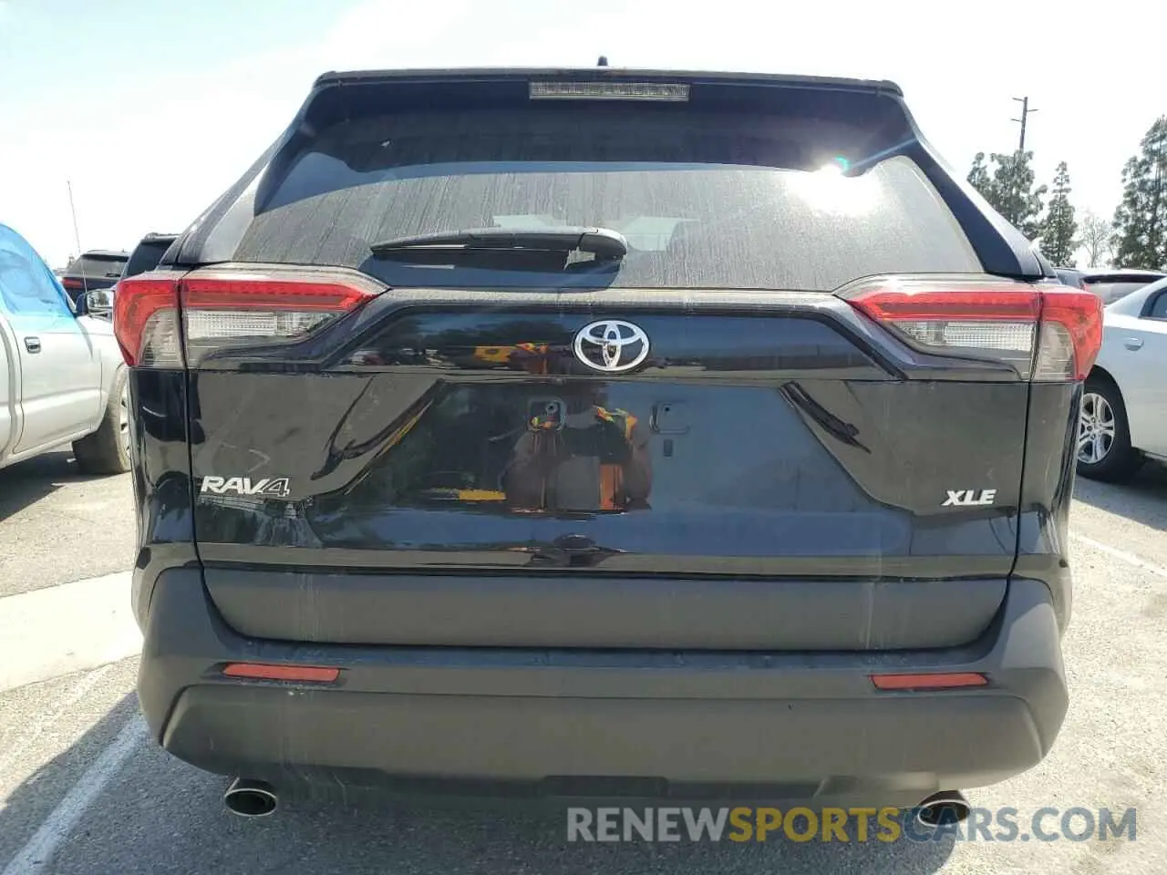 6 Photograph of a damaged car 2T3W1RFV5RW345516 TOYOTA RAV4 2024