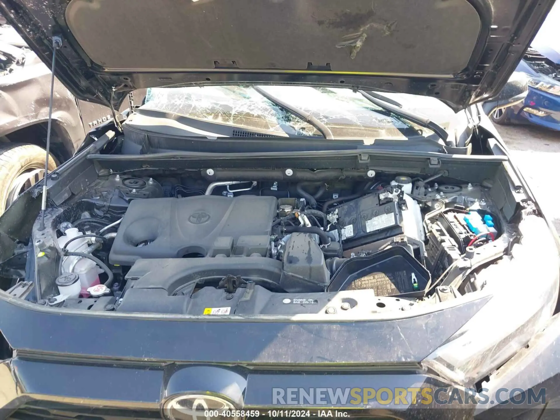 10 Фотография поврежденного автомобиля 2T3W1RFV6RC252909 TOYOTA RAV4 2024