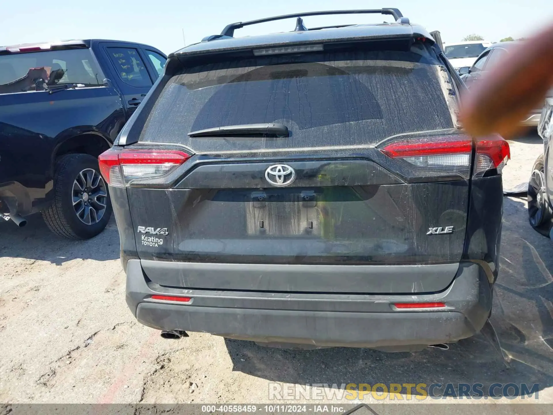 15 Фотография поврежденного автомобиля 2T3W1RFV6RC252909 TOYOTA RAV4 2024