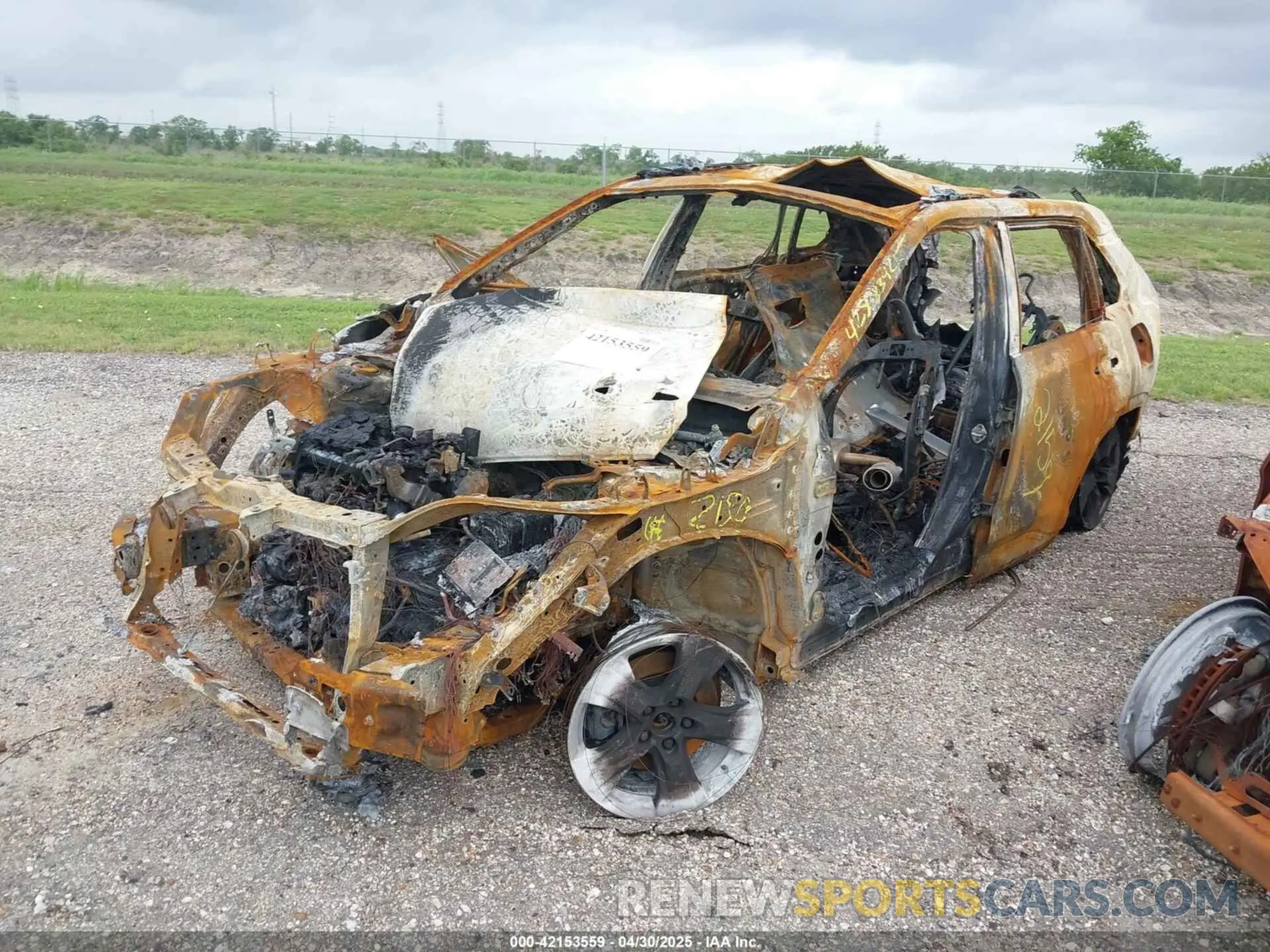 2 Photograph of a damaged car 2T3W1RFV6RC262159 TOYOTA RAV4 2024