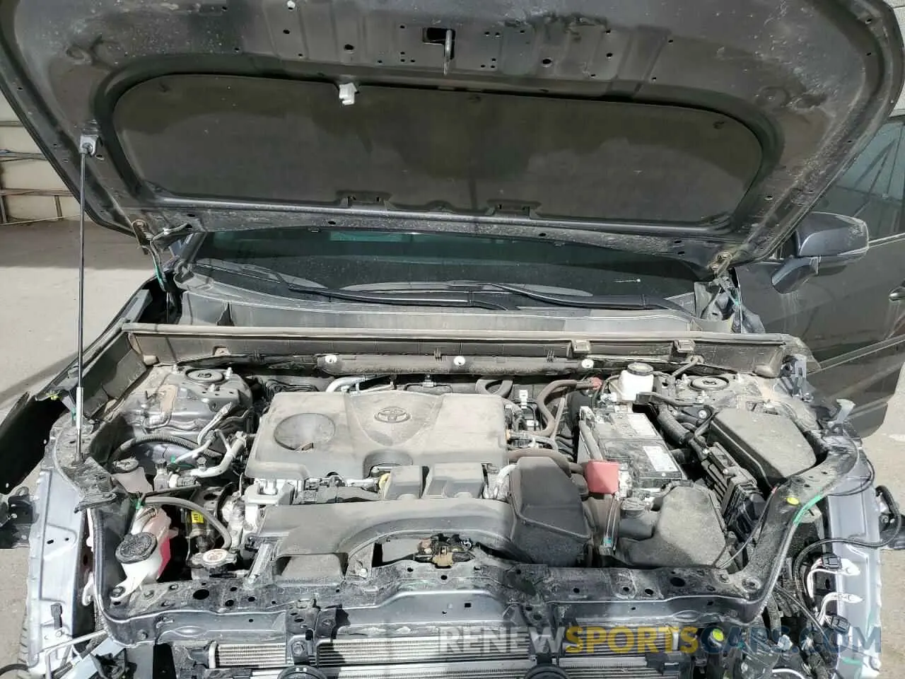 12 Фотография поврежденного автомобиля 2T3W1RFV6RC276711 TOYOTA RAV4 2024