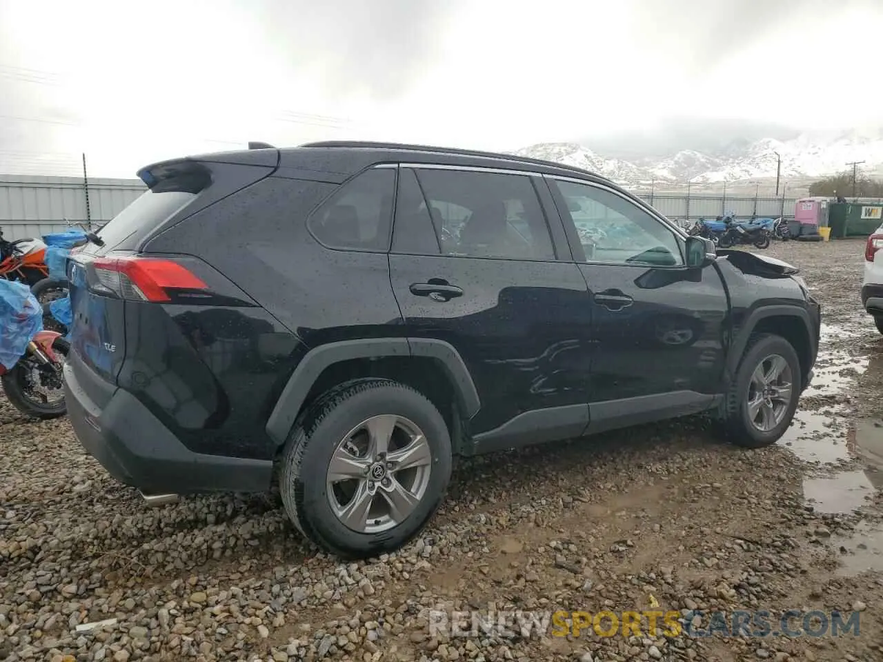 3 Photograph of a damaged car 2T3W1RFV6RC283688 TOYOTA RAV4 2024