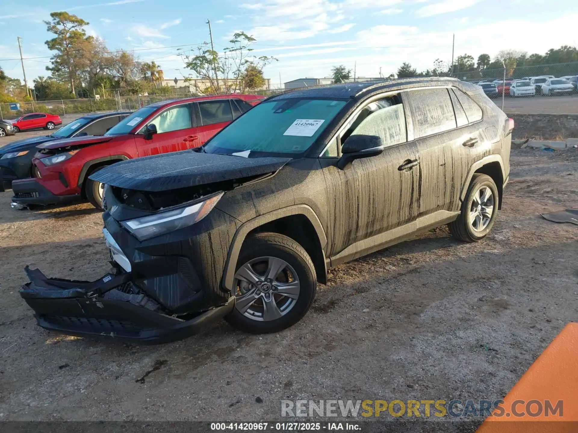 2 Фотография поврежденного автомобиля 2T3W1RFV6RC289345 TOYOTA RAV4 2024