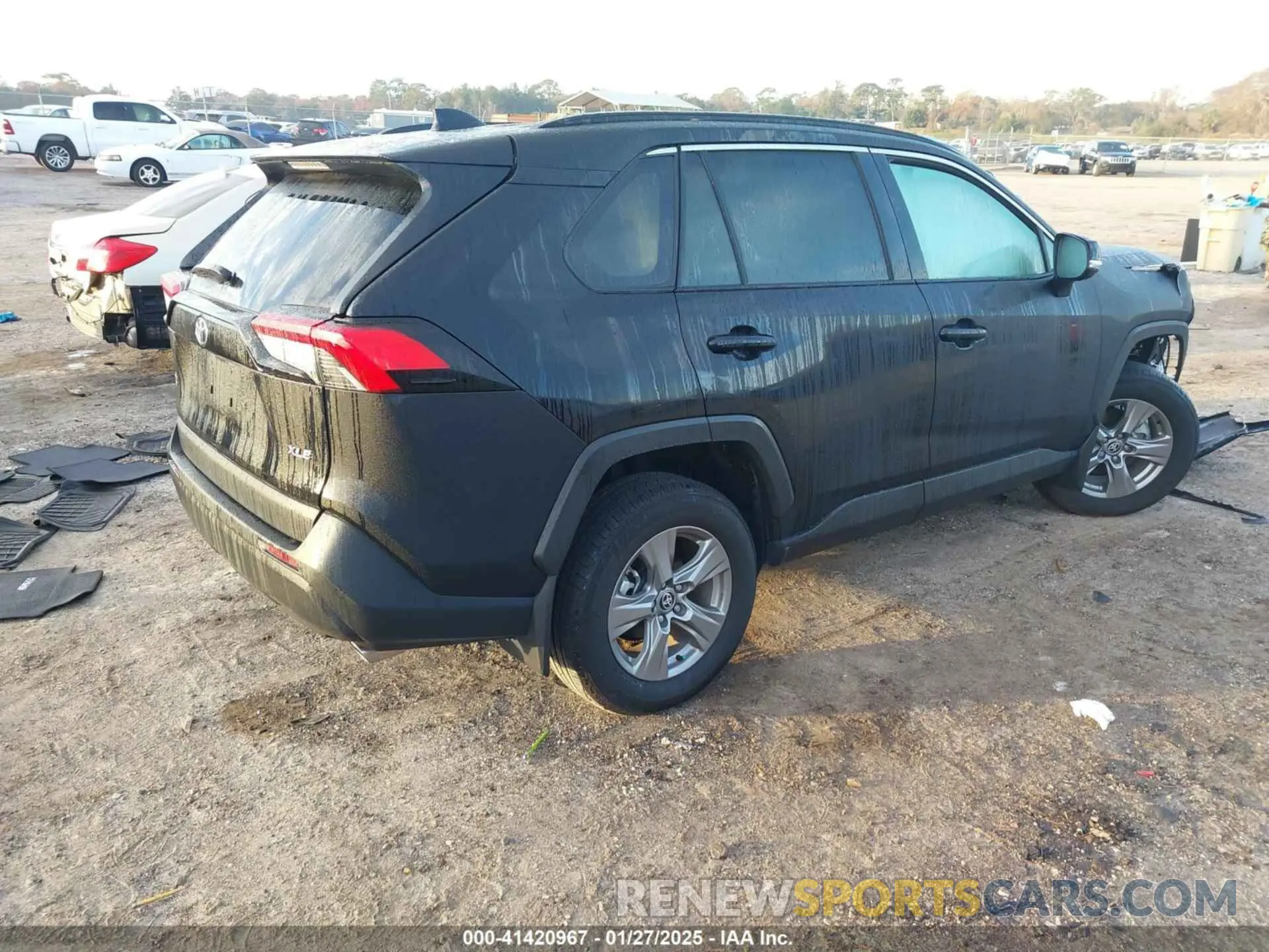 4 Фотография поврежденного автомобиля 2T3W1RFV6RC289345 TOYOTA RAV4 2024