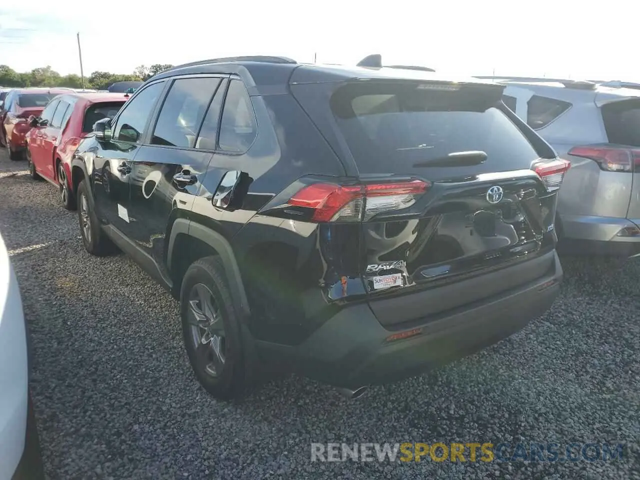 2 Фотография поврежденного автомобиля 2T3W1RFV6RW330197 TOYOTA RAV4 2024