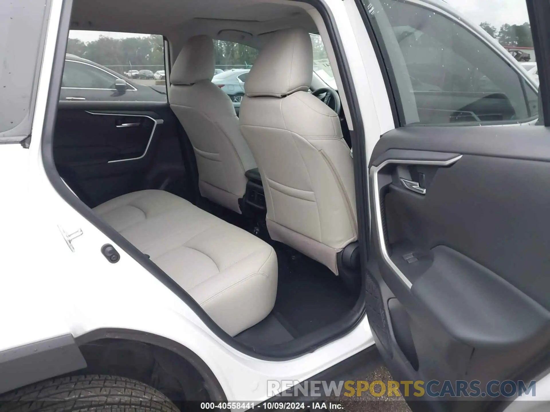 8 Фотография поврежденного автомобиля 2T3W1RFV6RW331866 TOYOTA RAV4 2024