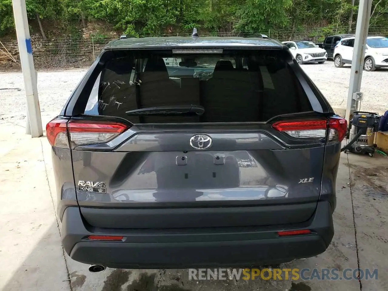 6 Photograph of a damaged car 2T3W1RFV7RC300580 TOYOTA RAV4 2024