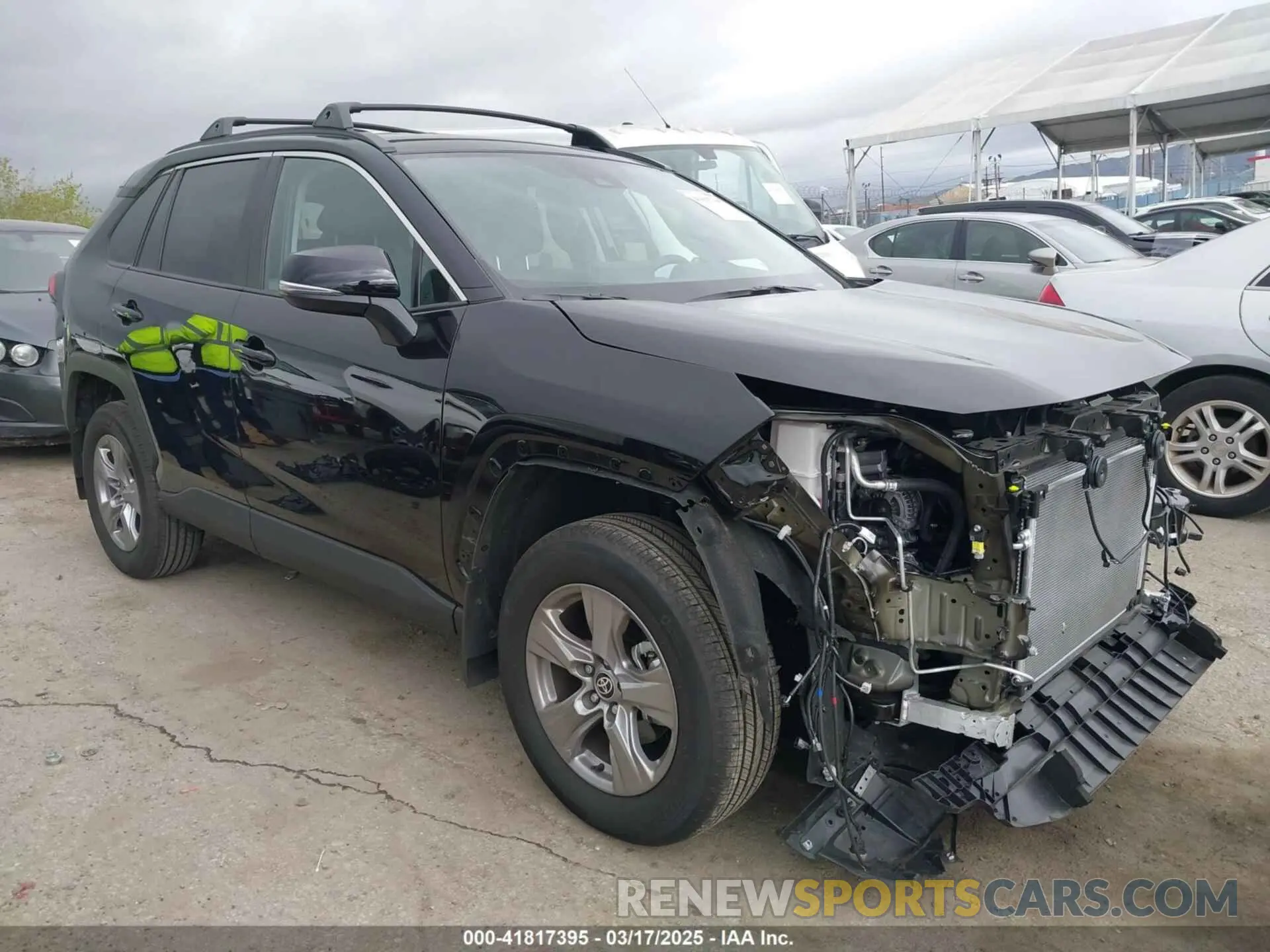 1 Фотография поврежденного автомобиля 2T3W1RFV7RW358249 TOYOTA RAV4 2024