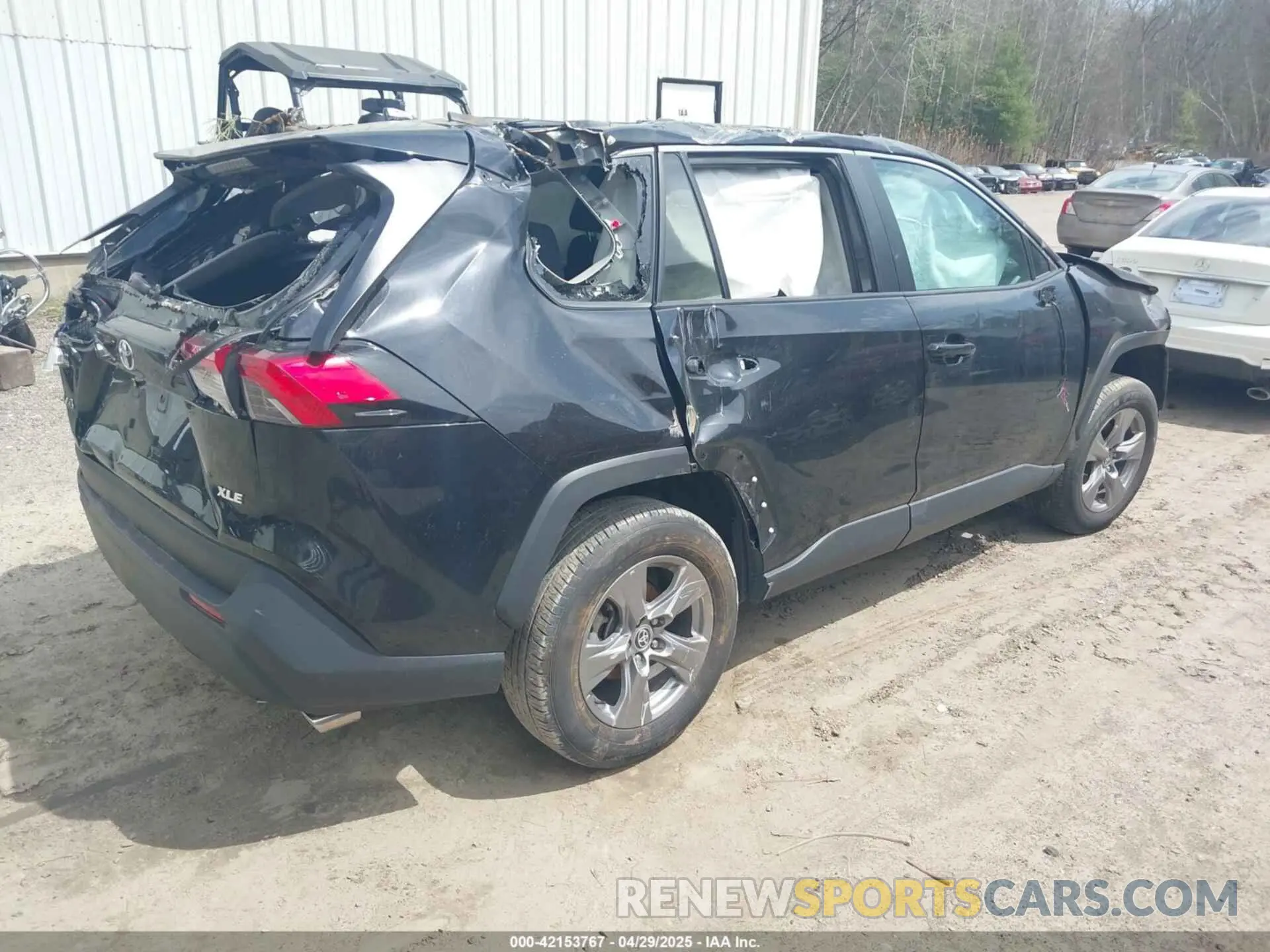4 Фотография поврежденного автомобиля 2T3W1RFV8RC263524 TOYOTA RAV4 2024