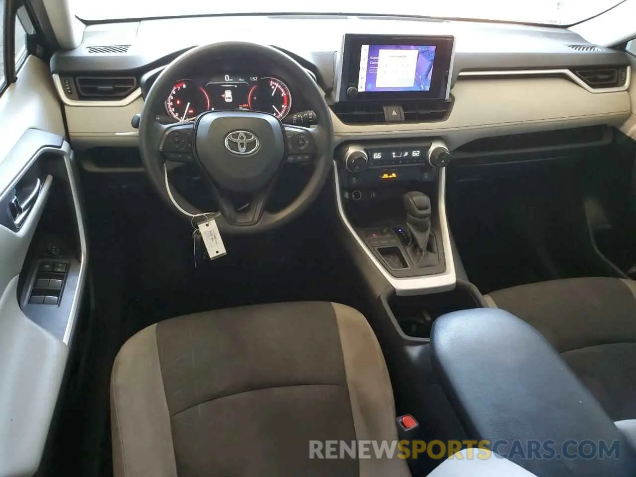 8 Фотография поврежденного автомобиля 2T3W1RFV8RC269260 TOYOTA RAV4 2024