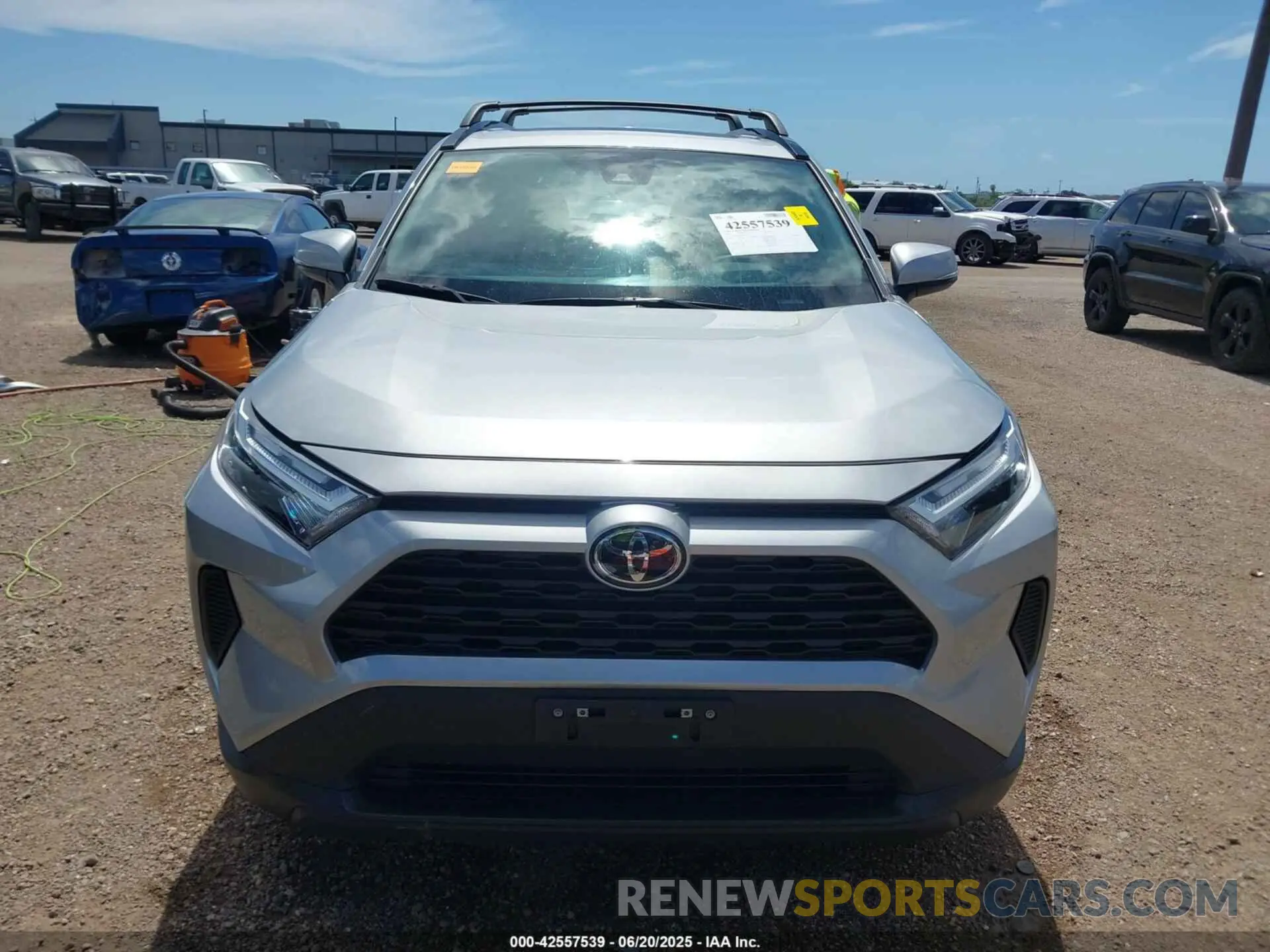 13 Фотография поврежденного автомобиля 2T3W1RFV8RW316415 TOYOTA RAV4 2024