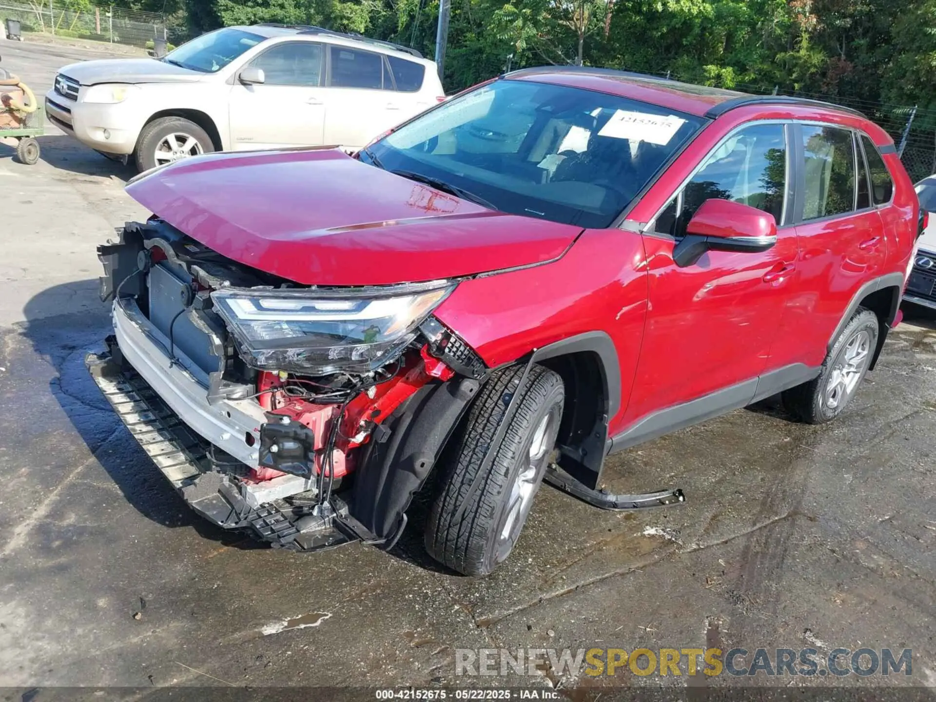 2 Photograph of a damaged car 2T3W1RFV8RW363315 TOYOTA RAV4 2024
