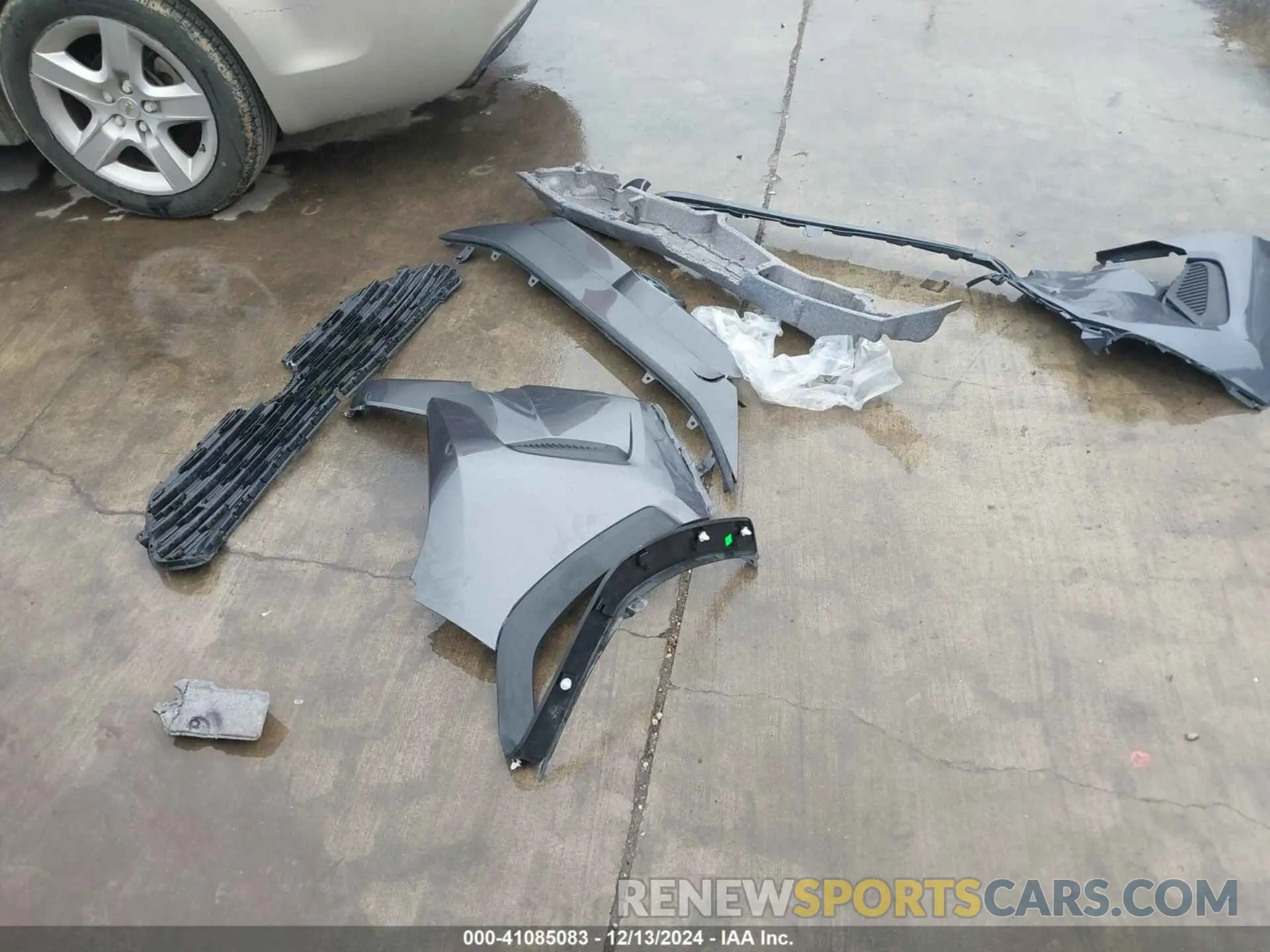 12 Фотография поврежденного автомобиля 2T3W1RFV9RC269946 TOYOTA RAV4 2024