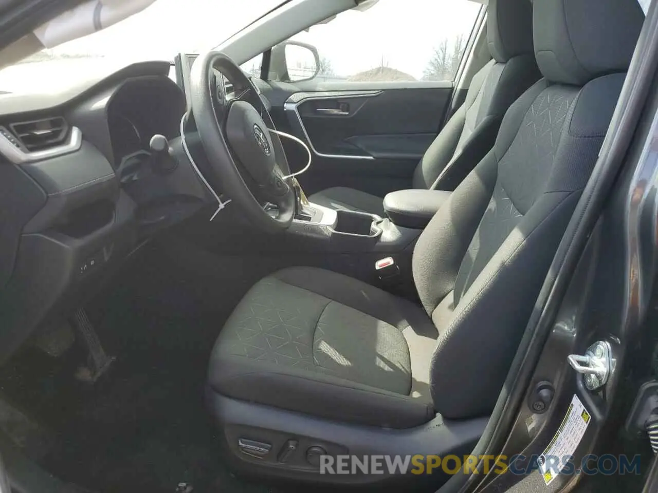 7 Фотография поврежденного автомобиля 2T3W1RFVXRC281359 TOYOTA RAV4 2024
