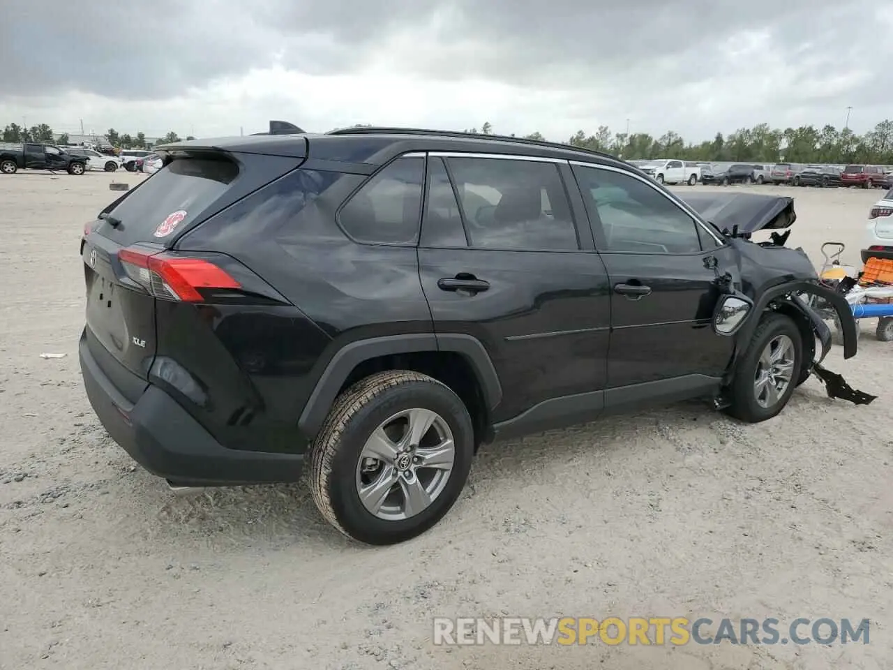 3 Фотография поврежденного автомобиля 2T3W1RFVXRC288683 TOYOTA RAV4 2024