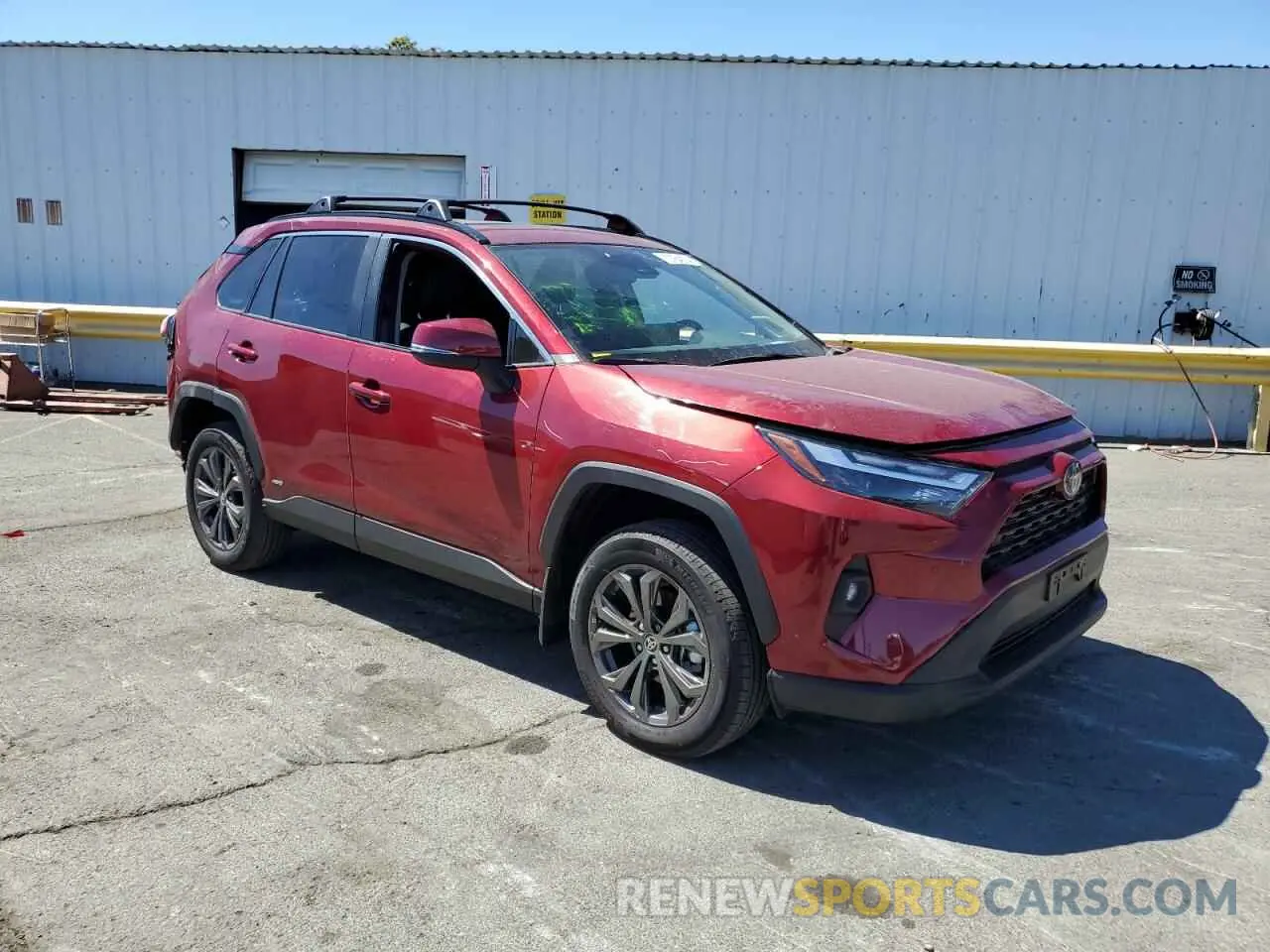 4 Photograph of a damaged car 4T3B6RFV0RU155509 TOYOTA RAV4 2024