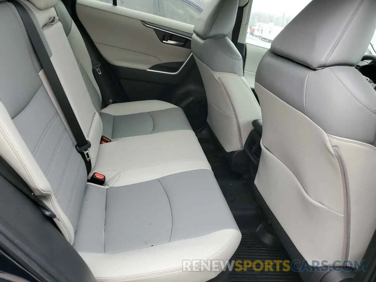 11 Фотография поврежденного автомобиля 4T3B6RFV2RU155771 TOYOTA RAV4 2024