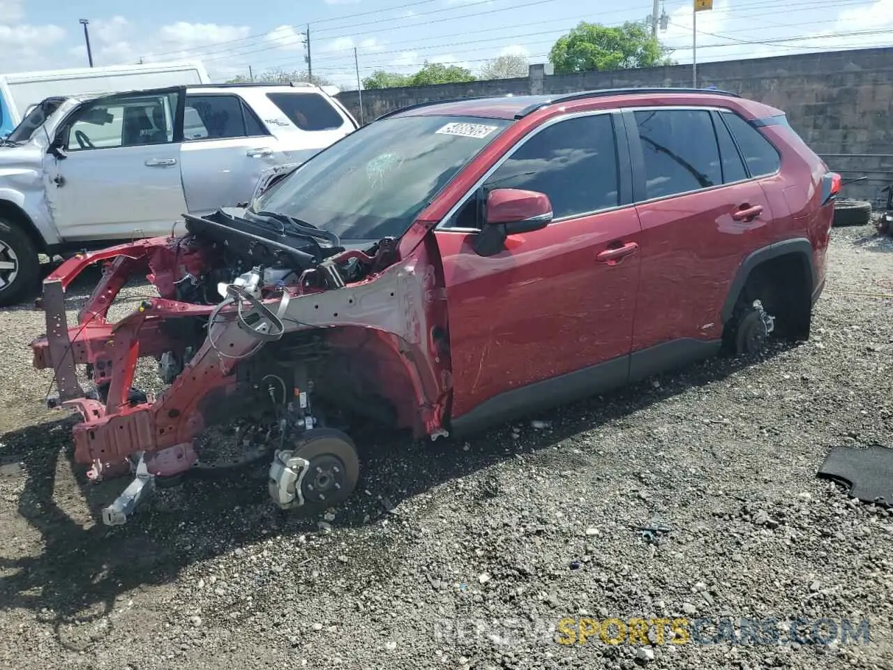 1 Photograph of a damaged car 4T3B6RFV6RU149701 TOYOTA RAV4 2024