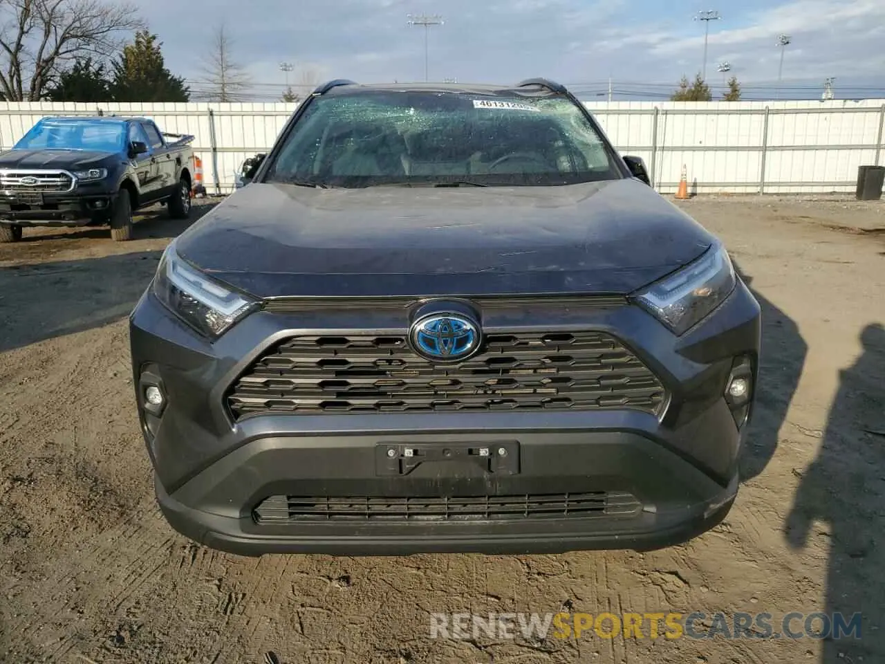 5 Photograph of a damaged car 4T3B6RFV9RU155329 TOYOTA RAV4 2024