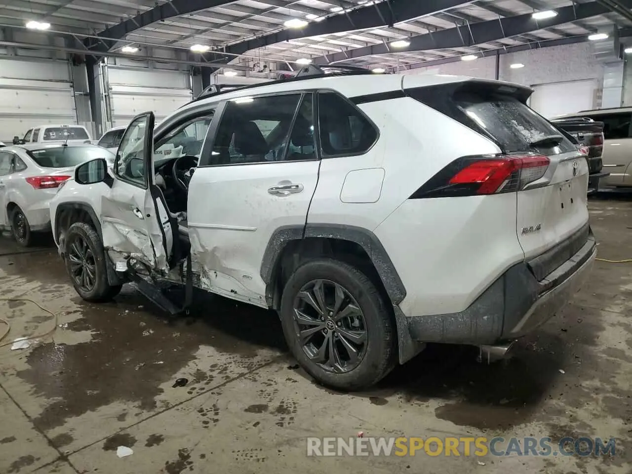 2 Photograph of a damaged car 4T3D6RFV3RU146134 TOYOTA RAV4 2024
