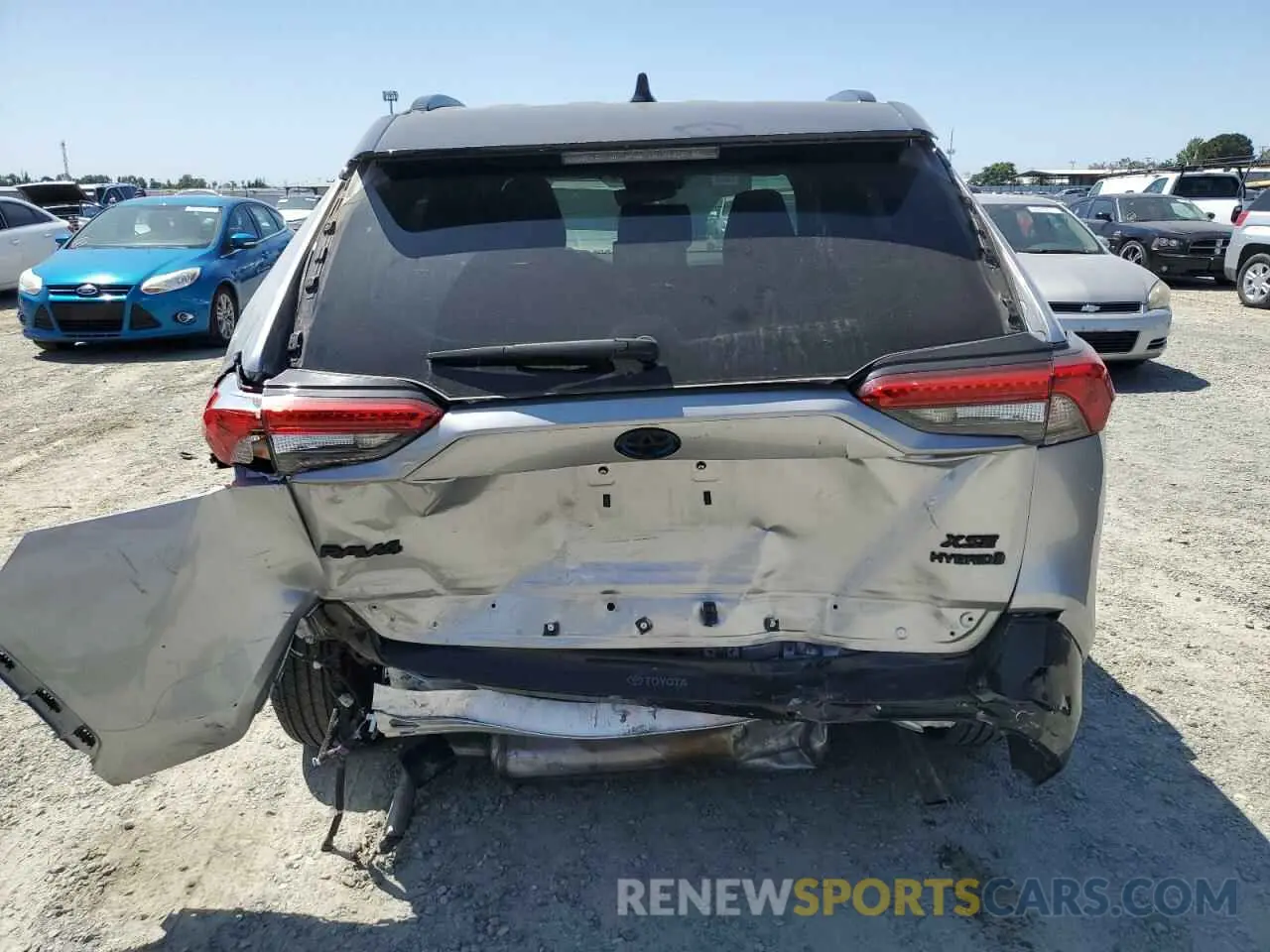6 Photograph of a damaged car 4T3E6RFV0RU142272 TOYOTA RAV4 2024
