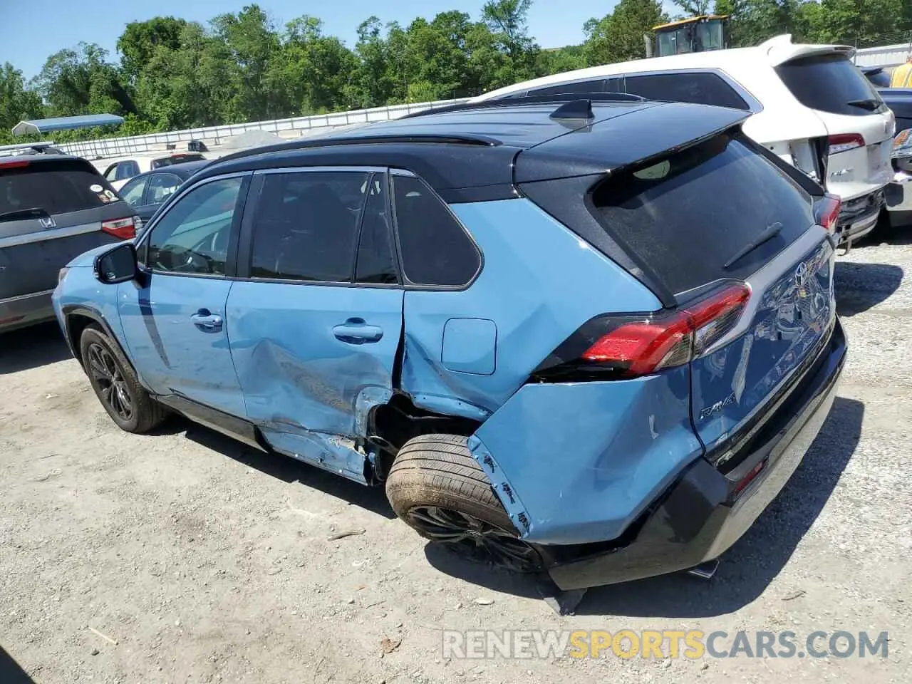 2 Фотография поврежденного автомобиля 4T3E6RFV2RU154181 TOYOTA RAV4 2024