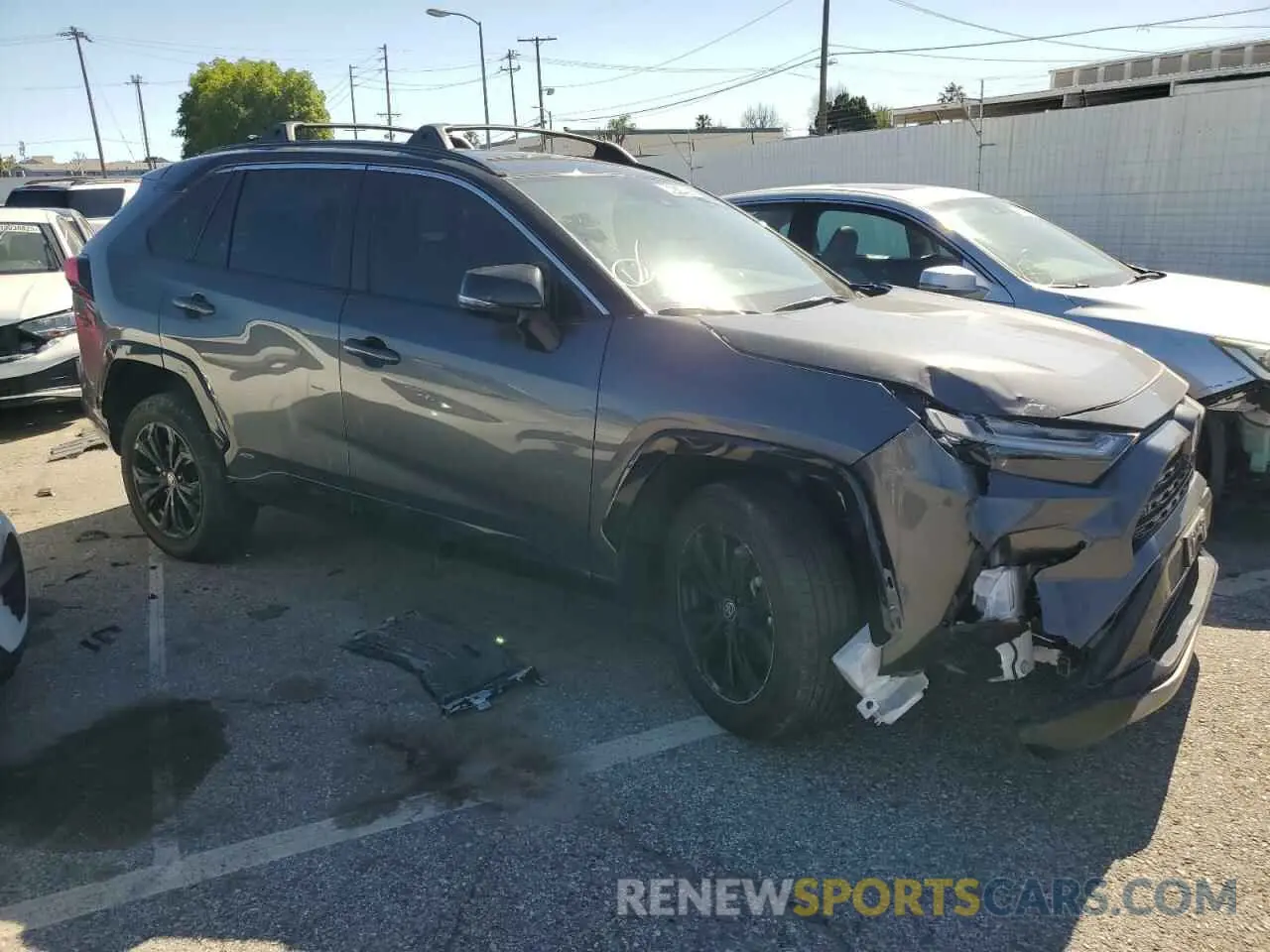 4 Photograph of a damaged car 4T3E6RFV7RU142432 TOYOTA RAV4 2024
