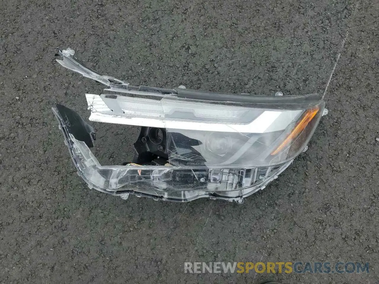 13 Photograph of a damaged car 4T3LWRFV1RU129148 TOYOTA RAV4 2024