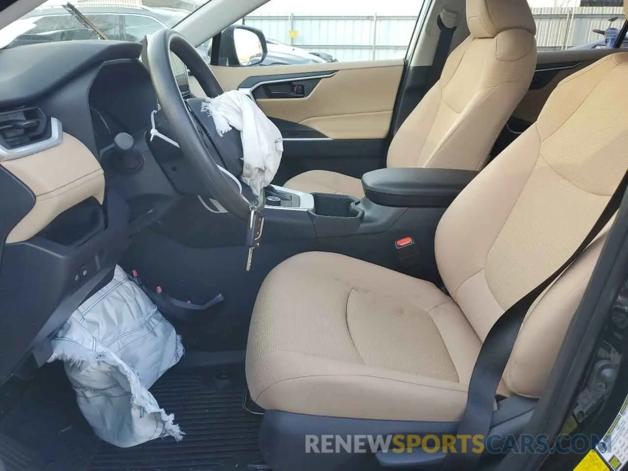 7 Photograph of a damaged car 4T3LWRFV4RU157350 TOYOTA RAV4 2024