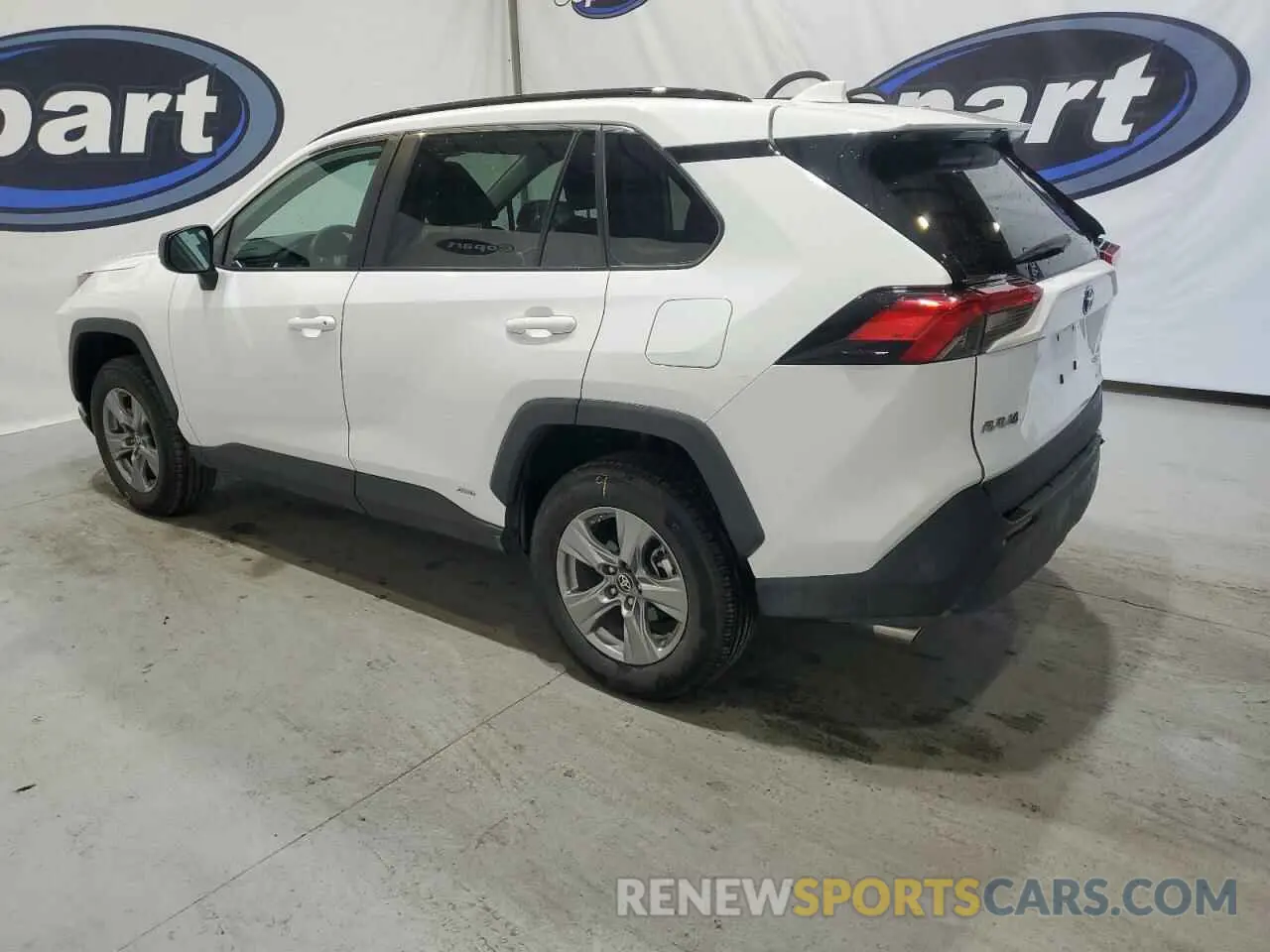 2 Photograph of a damaged car 4T3LWRFV7RU145175 TOYOTA RAV4 2024