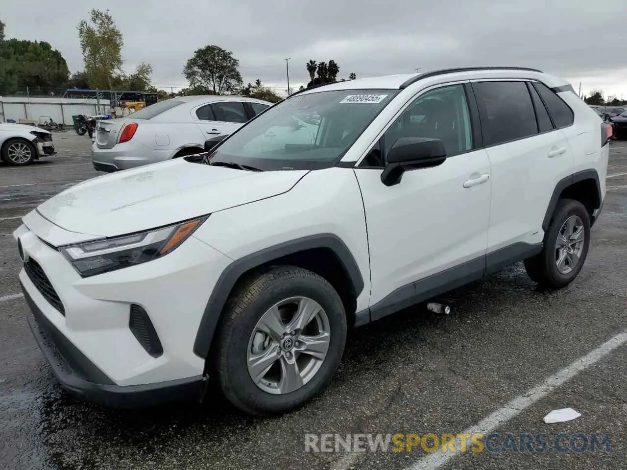 1 Photograph of a damaged car 4T3LWRFV8RU148909 TOYOTA RAV4 2024