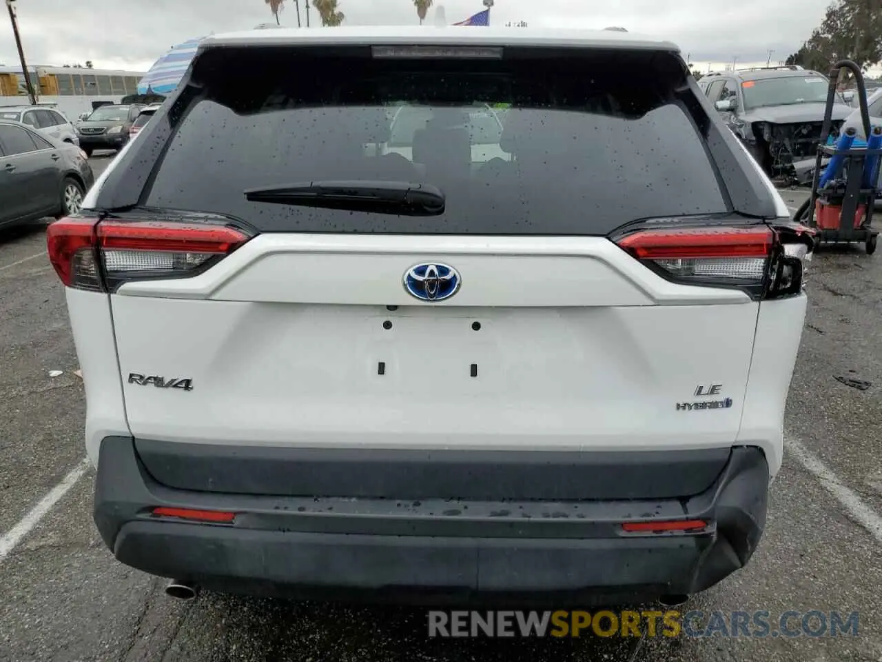 6 Photograph of a damaged car 4T3LWRFV8RU148909 TOYOTA RAV4 2024
