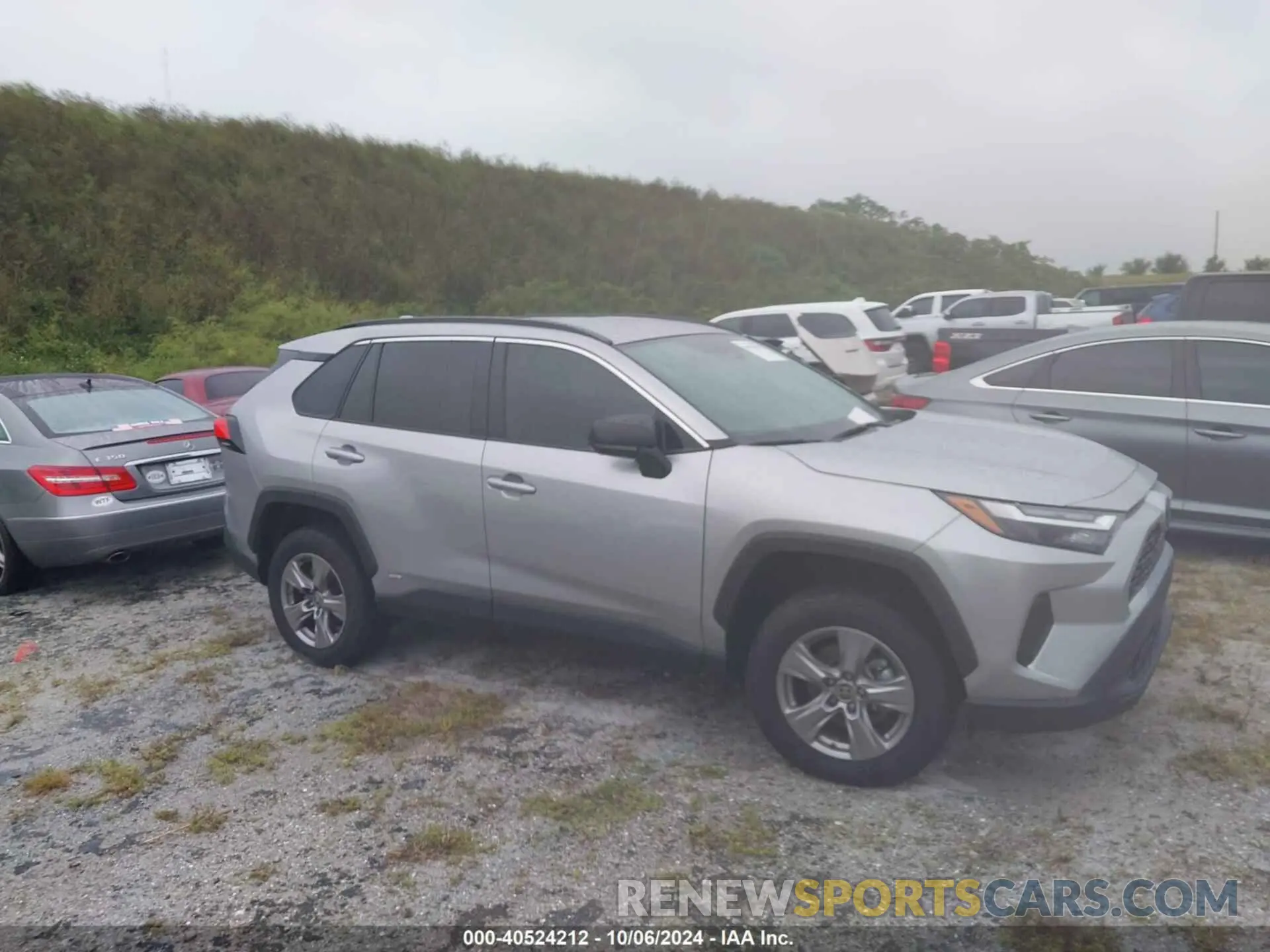 13 Фотография поврежденного автомобиля 4T3LWRFV9RU119063 TOYOTA RAV4 2024