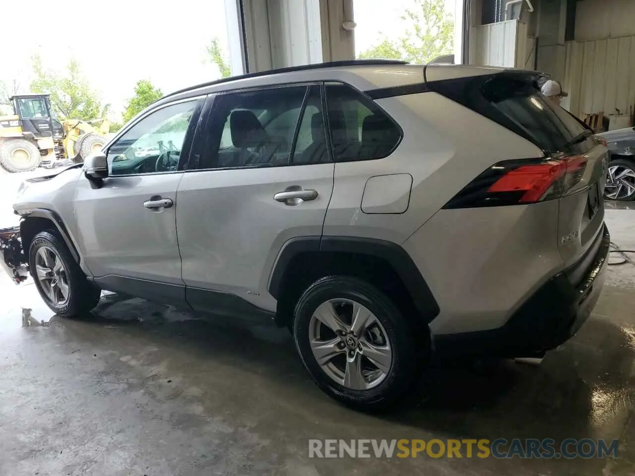 2 Photograph of a damaged car 4T3MWRFV0RU122857 TOYOTA RAV4 2024